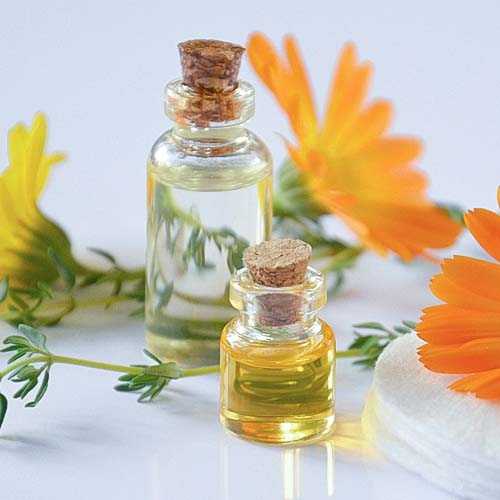 aromathérapie pot de crème composés aromatiques extraits de plantespharmacie Lacheré