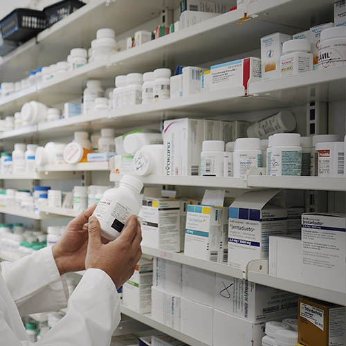 services pharmacie classique médicament pharmacie Lacheré à Gravelines